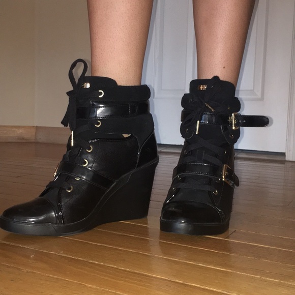 Michael Kors Shoes - Michael Kors Leather Booties